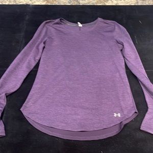 Under Armor long sleeve heat gear T-shirt with mesh back and finger holes